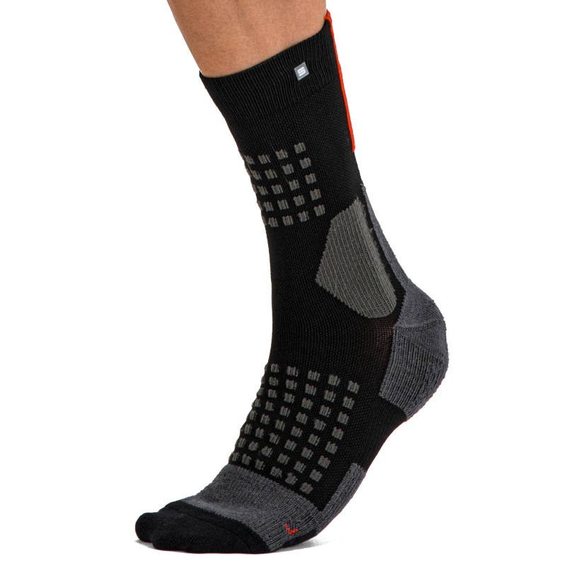 Sportful Apex Socks black / chilli red Sportful Apex Socks black / chilli red
